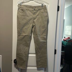 Sonoma slim straight khaki pants hardly worn